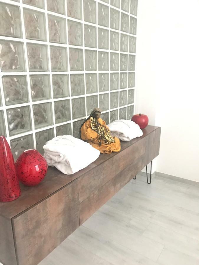 Les Lofts De Styliste Aparthotel Saint-Gilles Buitenkant foto