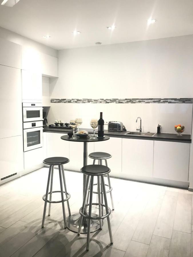 Les Lofts De Styliste Aparthotel Saint-Gilles Buitenkant foto