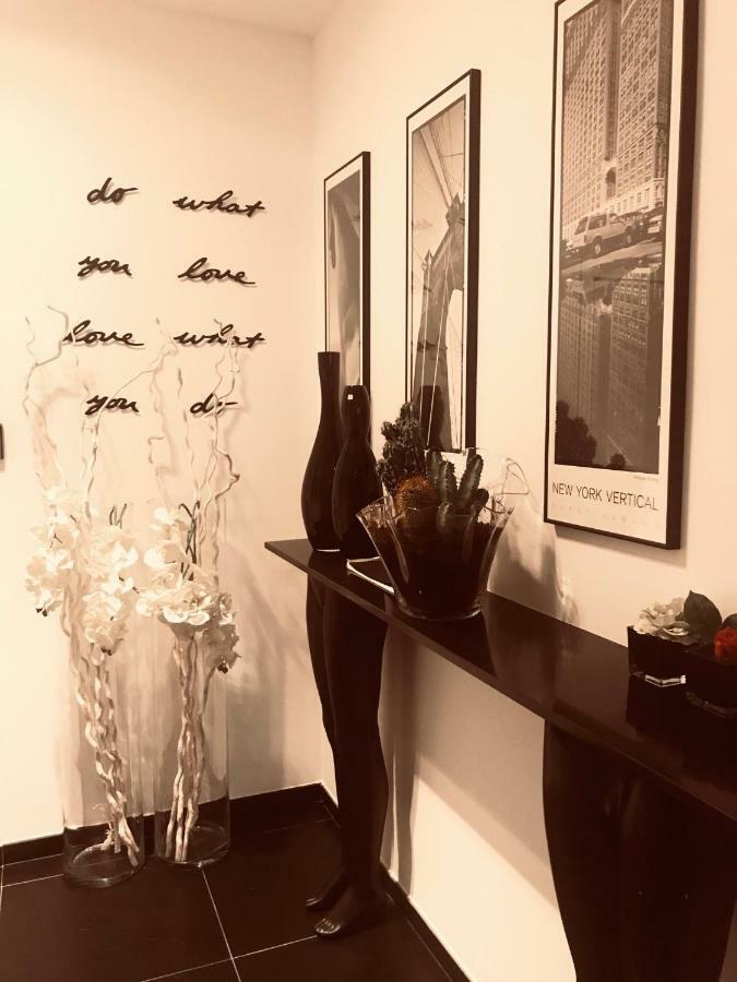 Les Lofts De Styliste Aparthotel Saint-Gilles Buitenkant foto